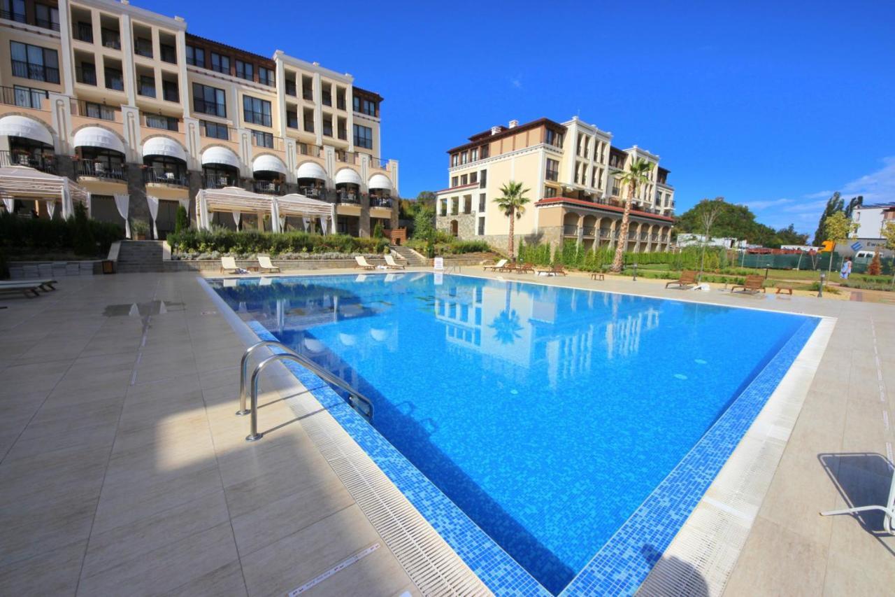 Green Life Beach Resort Apartment Sozopol Esterno foto