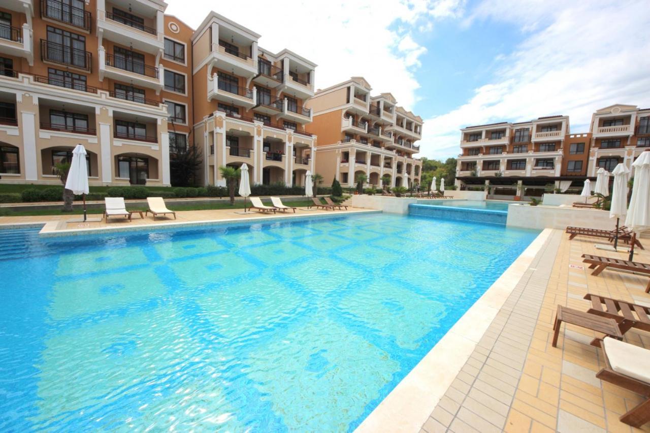 Green Life Beach Resort Apartment Sozopol Esterno foto