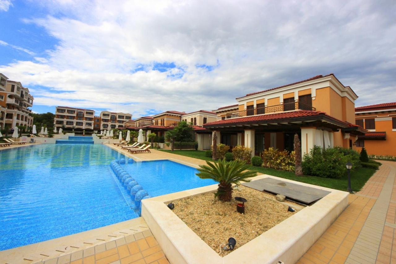 Green Life Beach Resort Apartment Sozopol Esterno foto